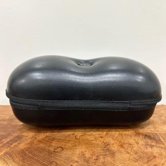 Moncler Black leather sunglasses Case - Picture 5 of 11